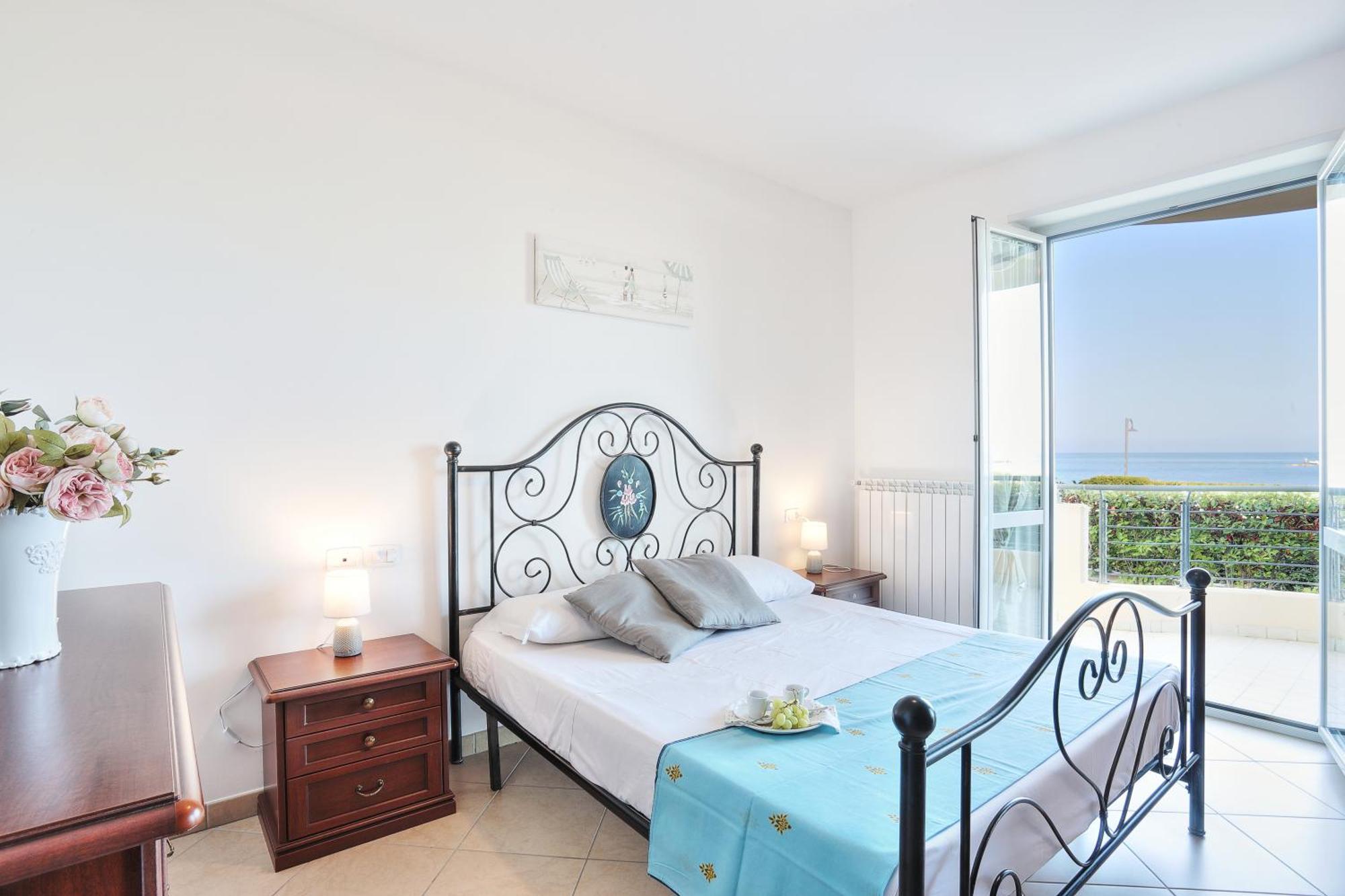 Mazzarosa Residence Roseto Degli Abruzzi Exterior foto