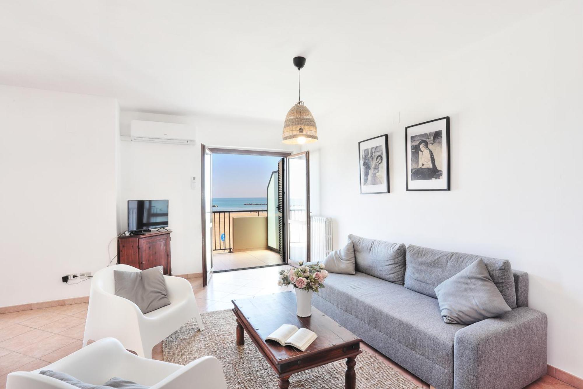 Mazzarosa Residence Roseto Degli Abruzzi Exterior foto