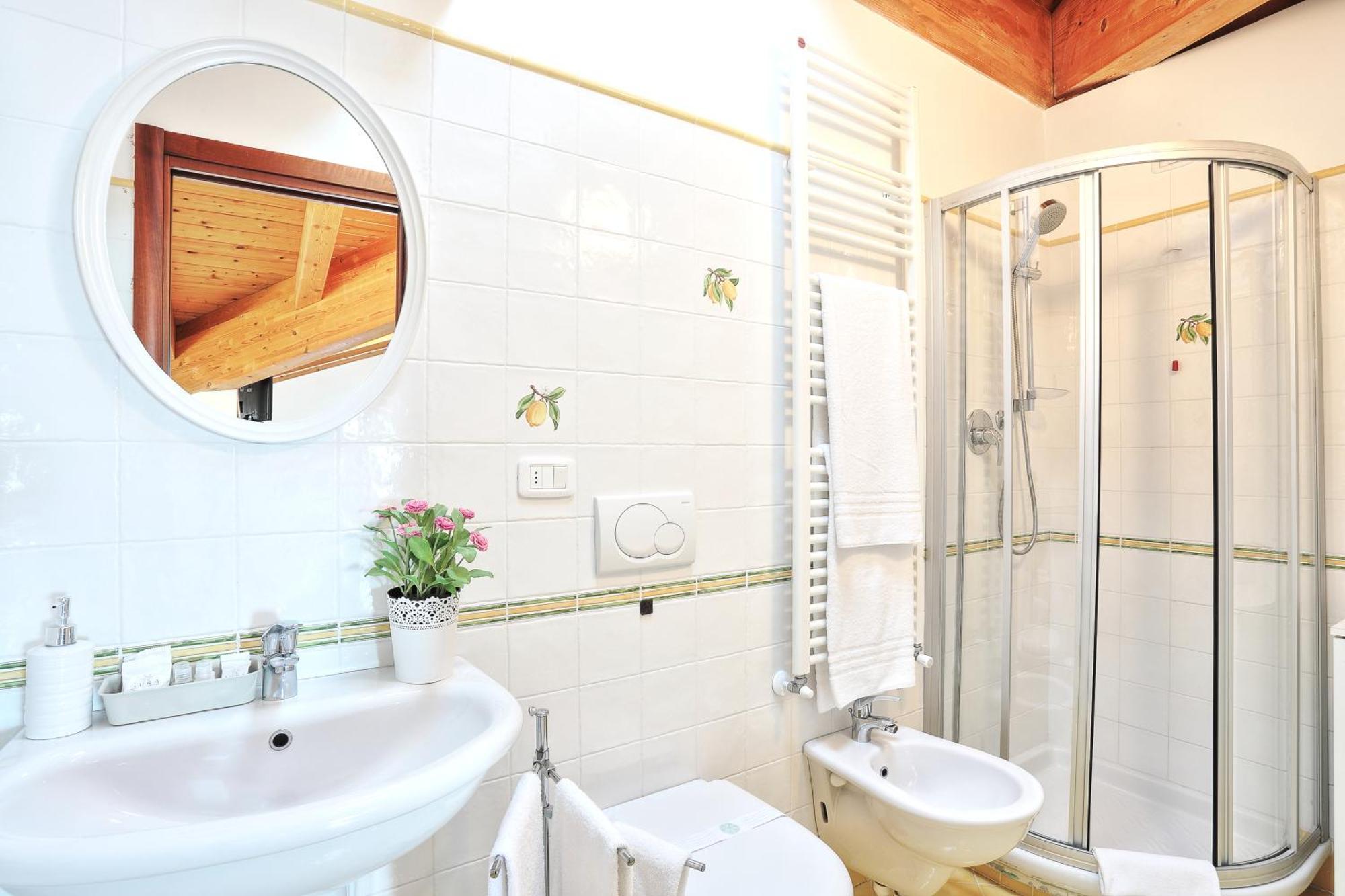 Mazzarosa Residence Roseto Degli Abruzzi Exterior foto